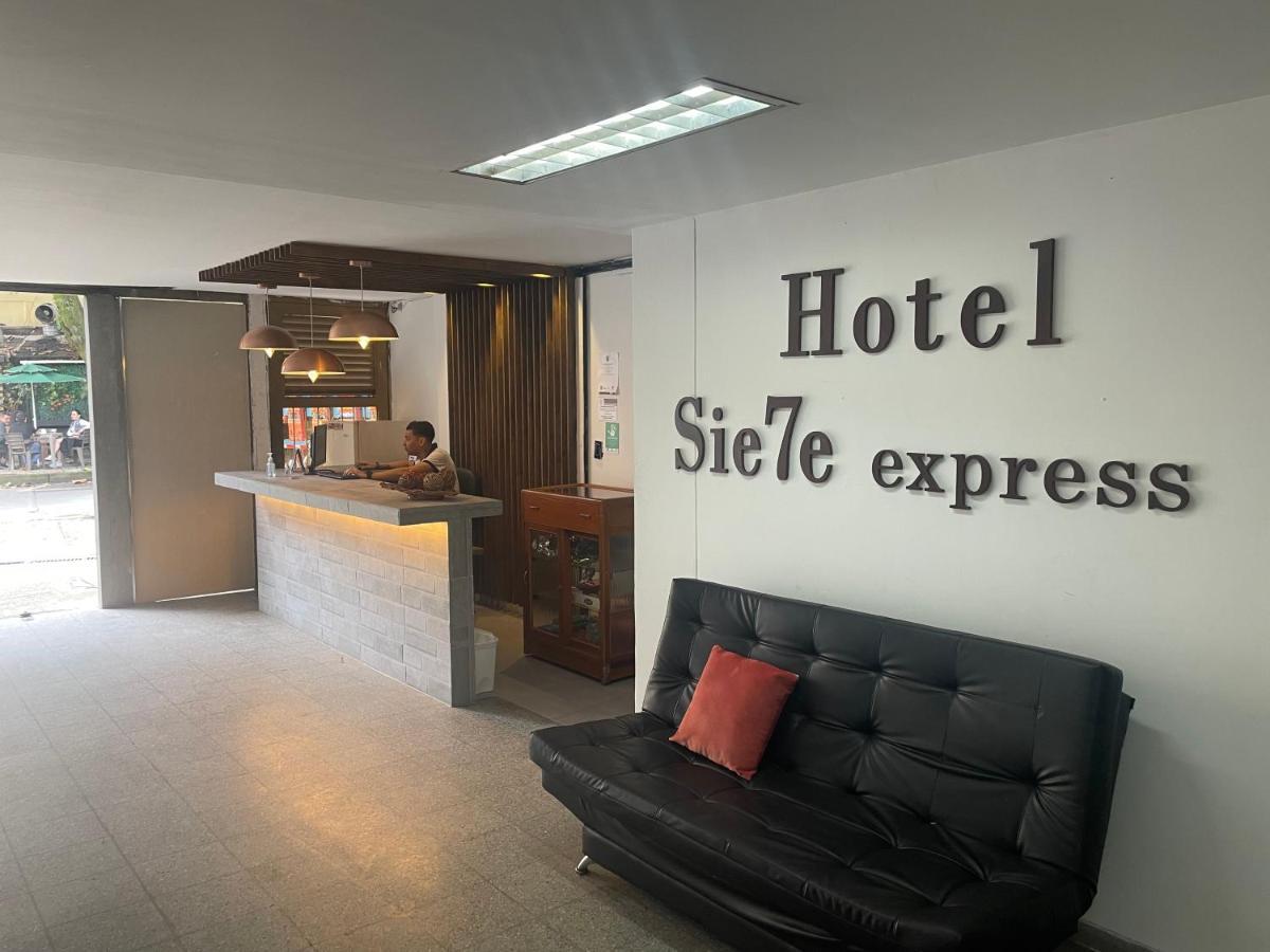 ميديلين Hotel Sie7E Express المظهر الخارجي الصورة